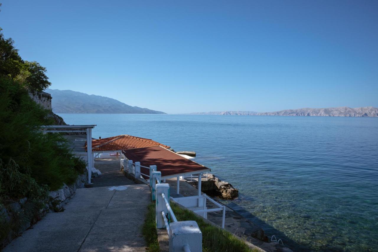 Appartement Apartmens Mendula à Senj  Extérieur photo